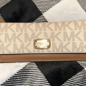 Michael Kors wallet